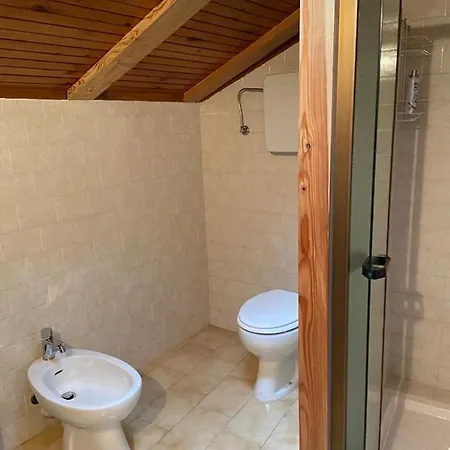 Secou D'fredu - La Casa Nel Bosco Feriehus